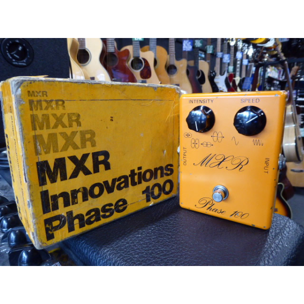 <p><span style="font-size:x-large;">15% OFF</span></p><p><span style="font-size:x-large;">WAS &pound;449</span></p><p><span style="font-size:x-large;">CHRISTMAS SALE PRICE: &pound;379</span></p><p>Classic 1975 analogue phaser pedal.</p><p>Condition: Loads of paint chips as expected!</p>