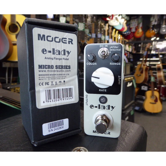 Compact analog flanger pedal in mint condition with box.