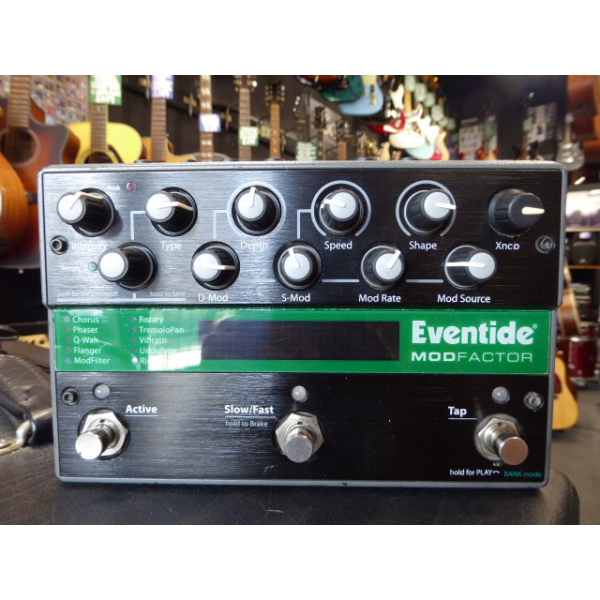 <p><span style="font-size:x-large;">25% OFF</span></p><p><span style="font-size:x-large;">WAS: &pound;229</span></p><p><span style="font-size:x-large;">CHRISTMAS SALE PRICE: &pound;169</span></p><p>Top quality modulation pedal with original power supply.</p><p>Condition: one knob has been replaced, otherwise very good.</p>