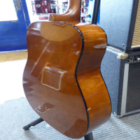 Classic entry-level acoustic guitar by Yamaha.&nbsp; Excellent condition.