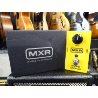 <p>Quality chorus pedal by MXR.&nbsp; Includes original box and instructions.</p><p>Condition: A couple of little chips, otherwise excellent.</p>