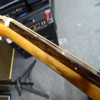 Lovely small body acoustic guitar in good condition.&nbsp; Orchestra model.