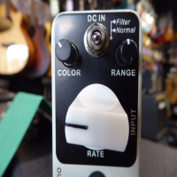 Compact analog flanger pedal in mint condition with box.