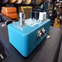 Great vibrato/chorus pedal in good condition.
