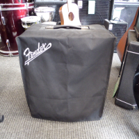 <p>Classic 15 watt all-valve guitar amplifier with gorgeous tone and compact design.</p><p>Mint condition with amp cover.</p><p></p><p></p>