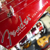 <p><span style="font-size:x-large;">15% OFF</span></p><p><span style="font-size:x-large;">WAS &pound;1,099.00</span></p><p><span style="font-size:x-large;">CHRISTMAS SALE PRICE: &pound;934</span></p><p>Lovely American Standard Stratocaster from 1995 with limited edition matching headstock, candy apple red finish, punchy American Standard pickups, TBX tone circuit, and more.</p><p>Condition: This has a tiny chip in the headstock.&nbsp; There is also plenty of lacquer coming off the sides of the fretboard, but this is just a sign of its age and does not affect its superb playability!</p>