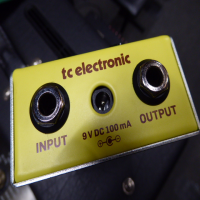 Affordable chorus pedal in good condition.