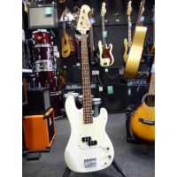 Decent entry-level Precision bass copy in good condition.