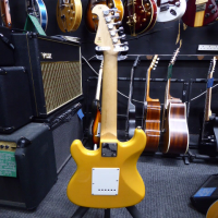 <p>Awesome short-scale guitar with great tone and playability.</p><p>Condition: A few small marks, nothing major.</p>