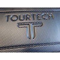 High quality acoustic hard case in near mint condition.