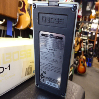 Classic overdrive pedal in excellent condition with original box.