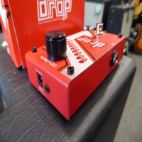 Digitech Drop pedal in near mint condition with original box and power supply.